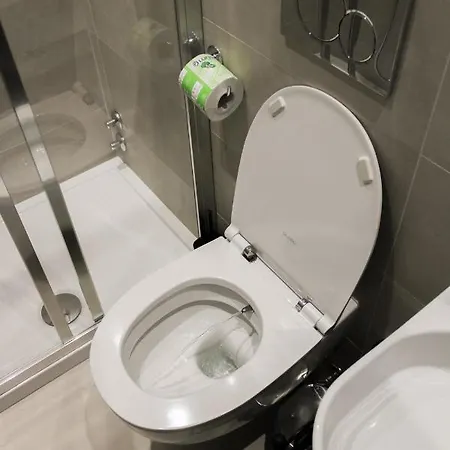 Πανσιόν Il Giardino Del Pettirosso 3*